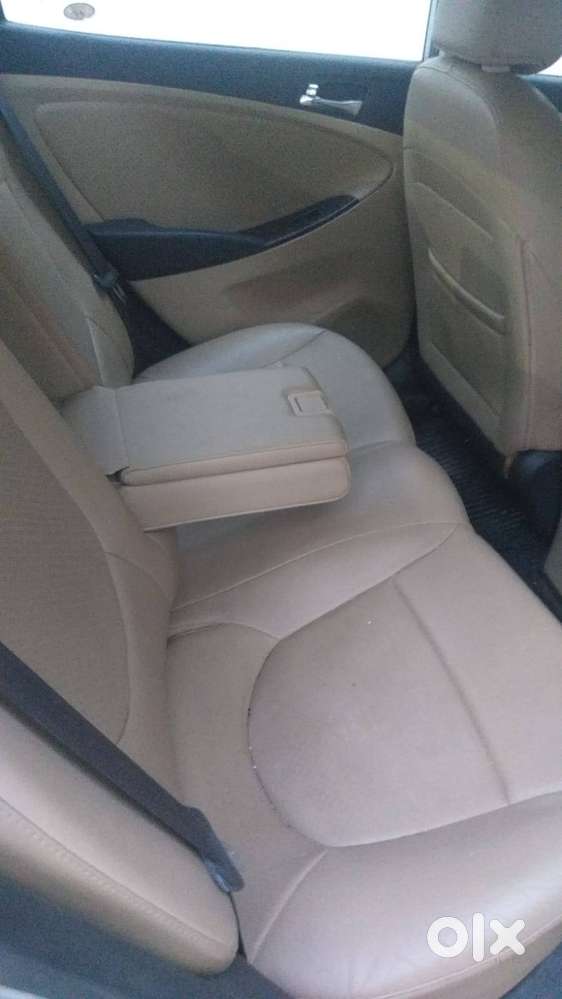 Top Model Automatic Verna Fludic July 2012 Full Insurance Avg 18 Kmpl