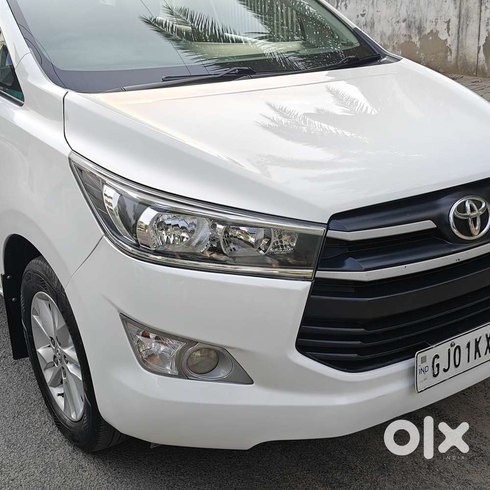 Toyota Innova Crysta 2.7 Gx At, 2020, Diesel