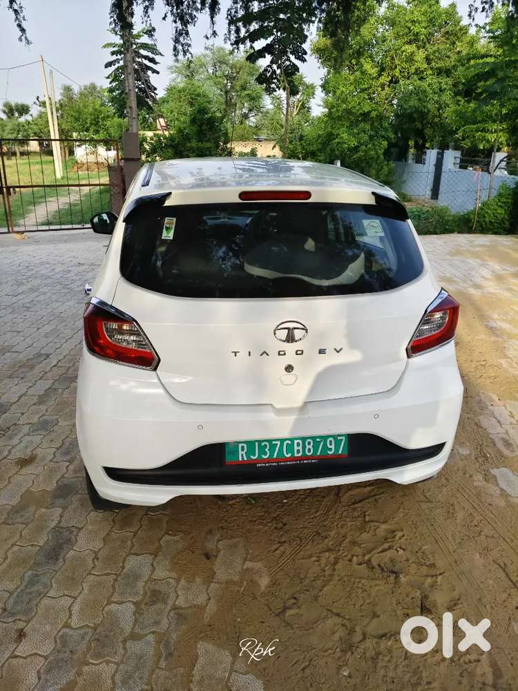 Tata Tiago EV XT 2023 - Photo 3