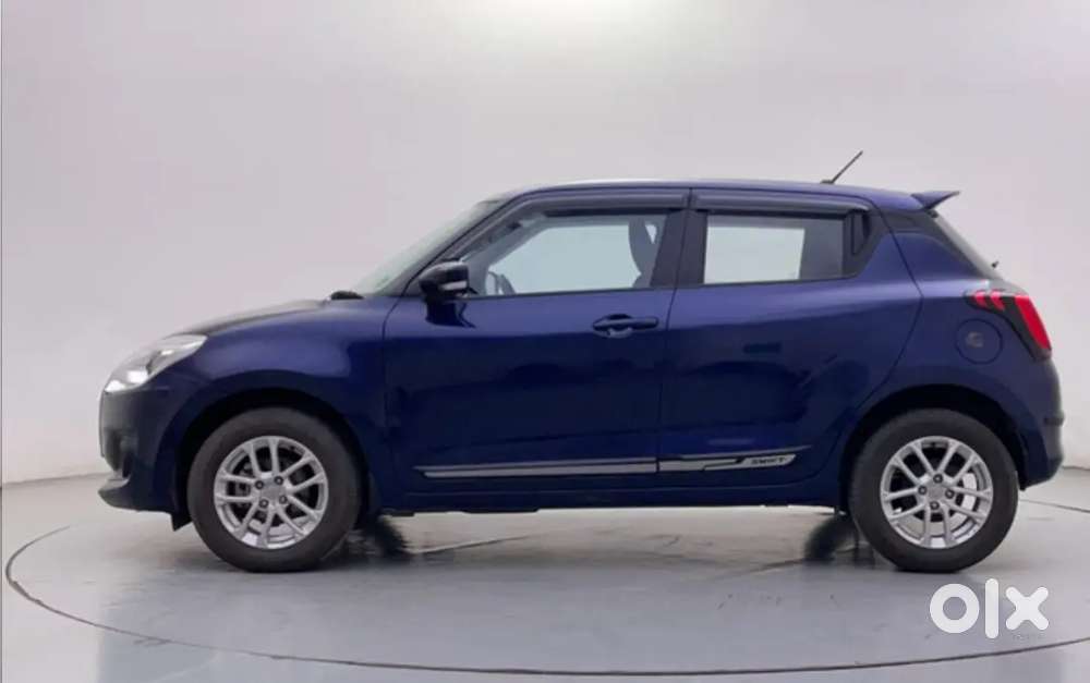 Maruti Suzuki Swift 2022 Petrol 36700 Km Driven Automatic