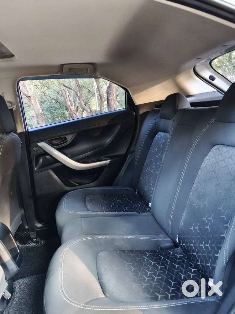 Tata Nexon 1.5 Revotorq Xma Amt (s), 2021, Diesel