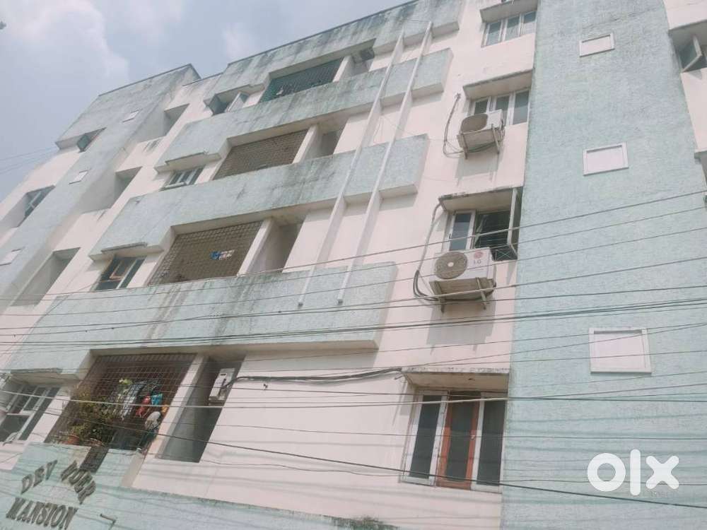 2BHK FLAT FOR SALE, SANATHNAGAR, HYDERABAD, TELANGANA. For Sale