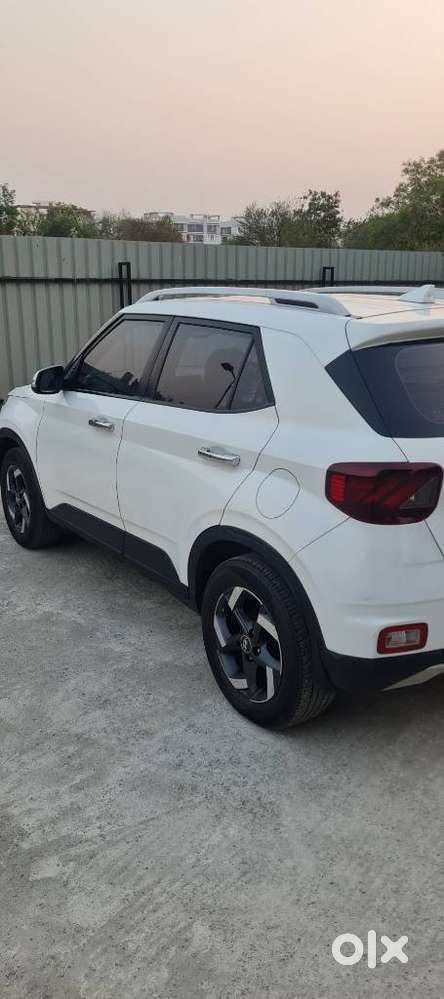 Hyundai Venue Sx Dual Tone Turbo, 2019, Petrol