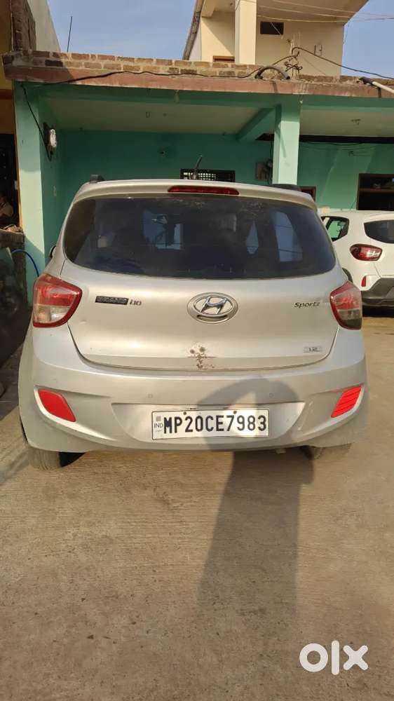 Hyundai Grand I10 2015 Petrol 100000 Km Driven