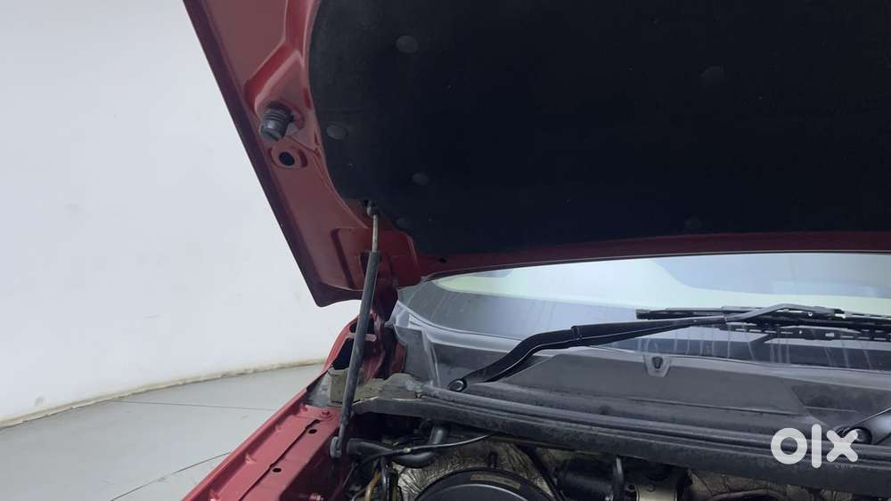 Mahindra Tuv 300 T8, 2016, Diesel