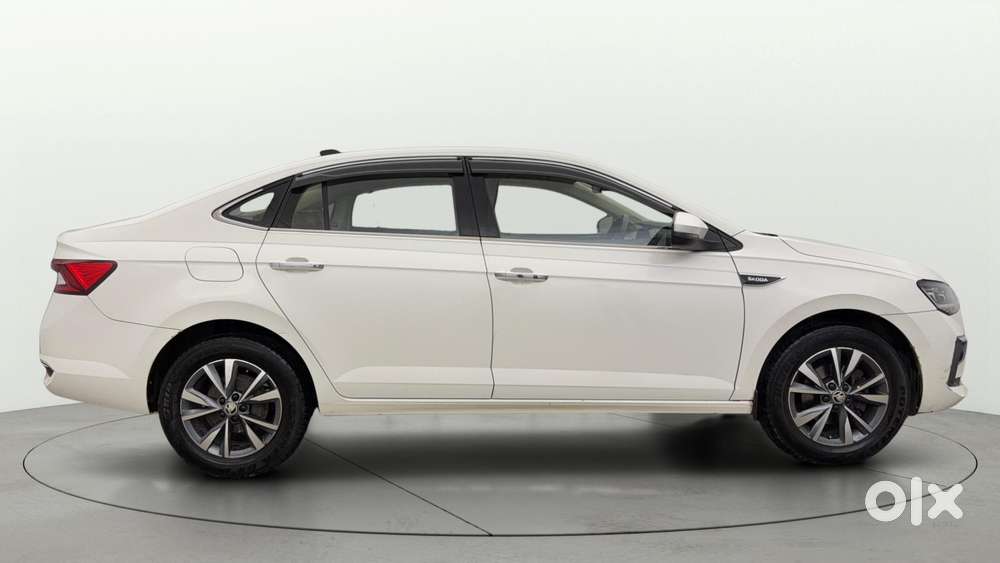 Skoda Slavia 1.0 Tsi Style At, 2022, Petrol