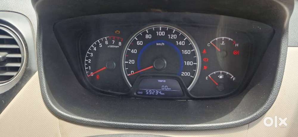 Hyundai Grand I10 Sportz Dual Tone 1.2 Vtvt, 2018, Petrol
