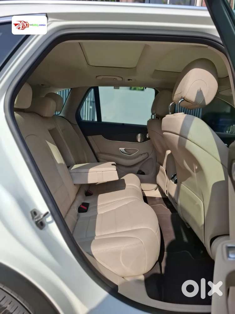 Mercedes-Benz GLC Class Progressive 220d, 2022, Diesel