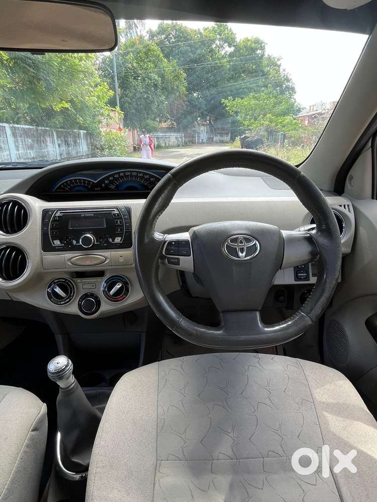 Toyota Etios Vx, 2015, Petrol