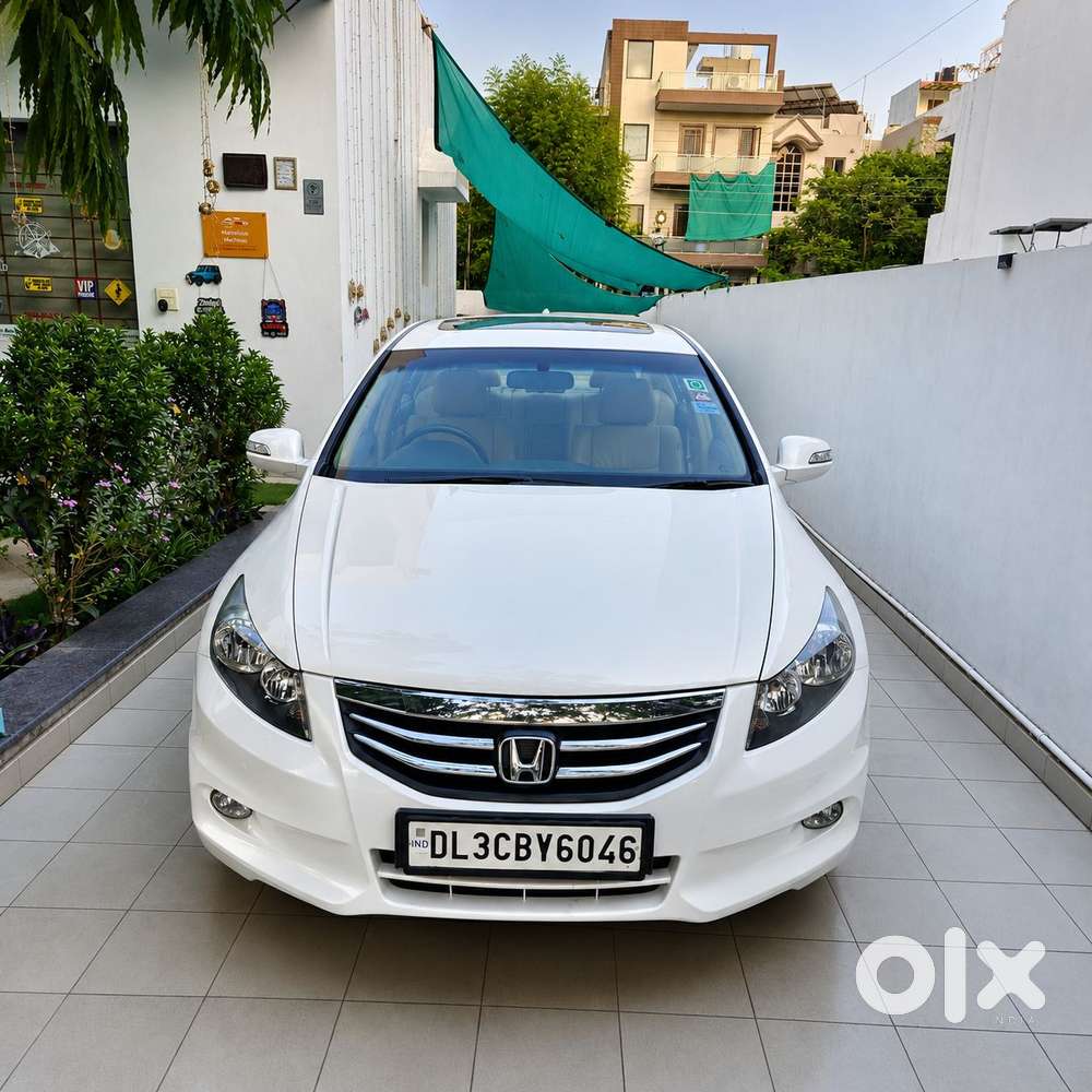Honda Accord 2.4 Elegance Automatic, 2011, Petrol
