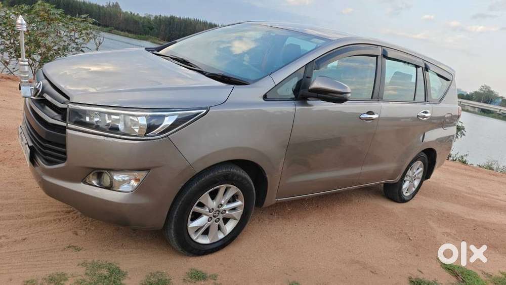 Toyota Innova Crysta 2.4 G Plus Mt 8s, 2019, Diesel