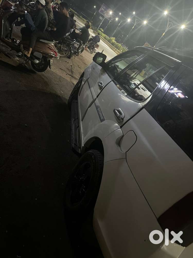 Tata Safari Storme 2018 98000 Km Driven