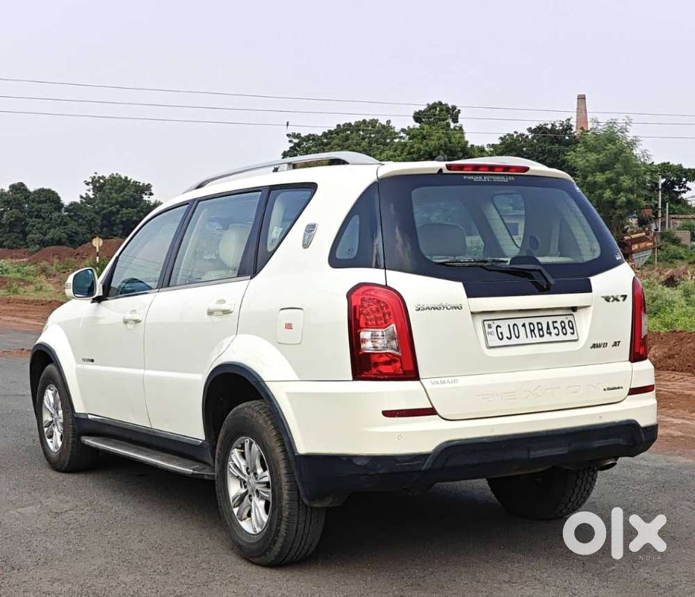 Mahindra Rexton, 2013, Diesel