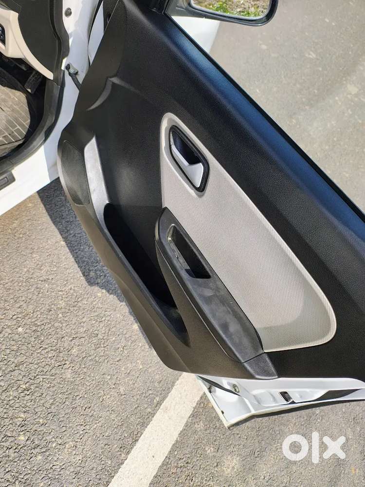 Maruti Suzuki Alto 800 2023 Cng & Hybrids 40000 Km Driven