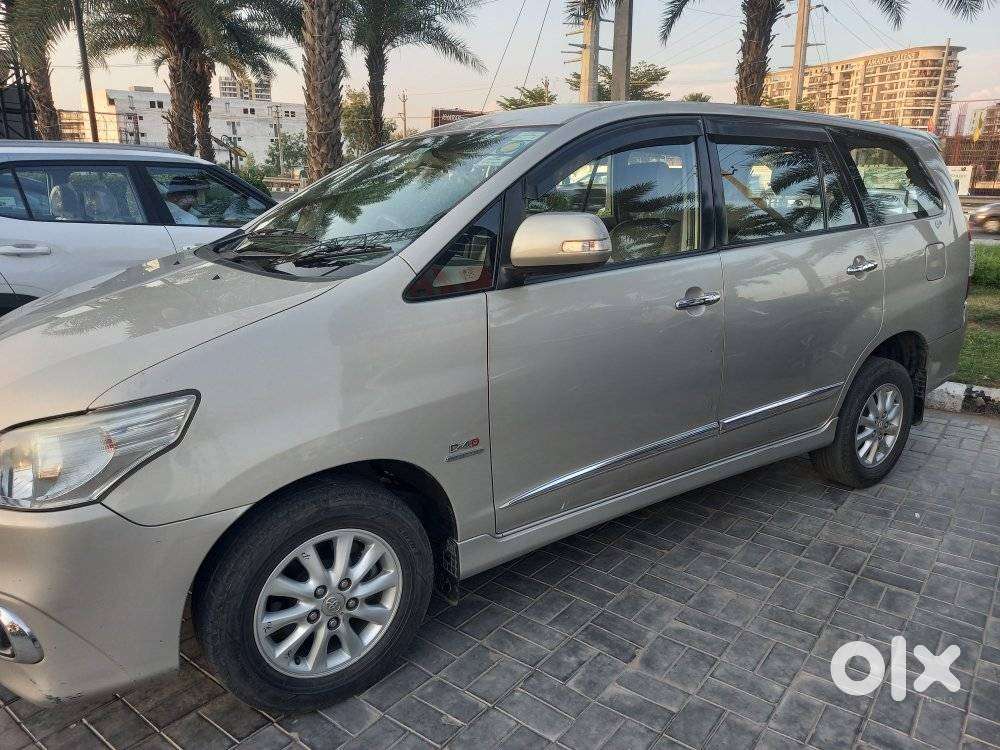 Toyota Innova 2.5 Z Diesel 7 Seater, 2014, Diesel