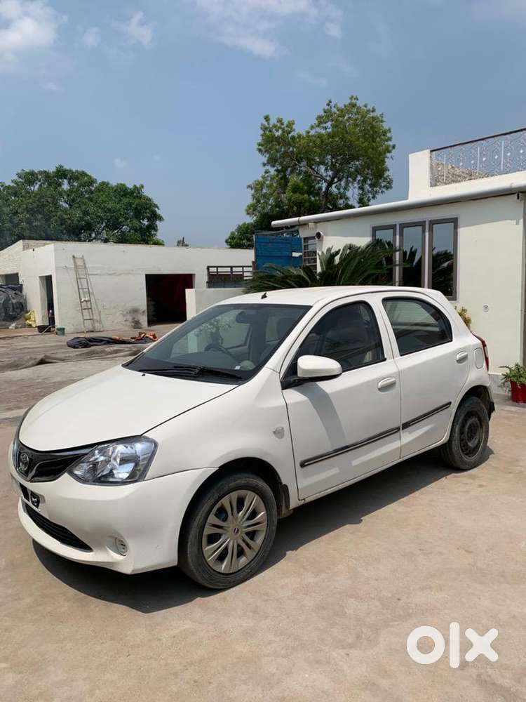 Toyota Diesel 2015 Car