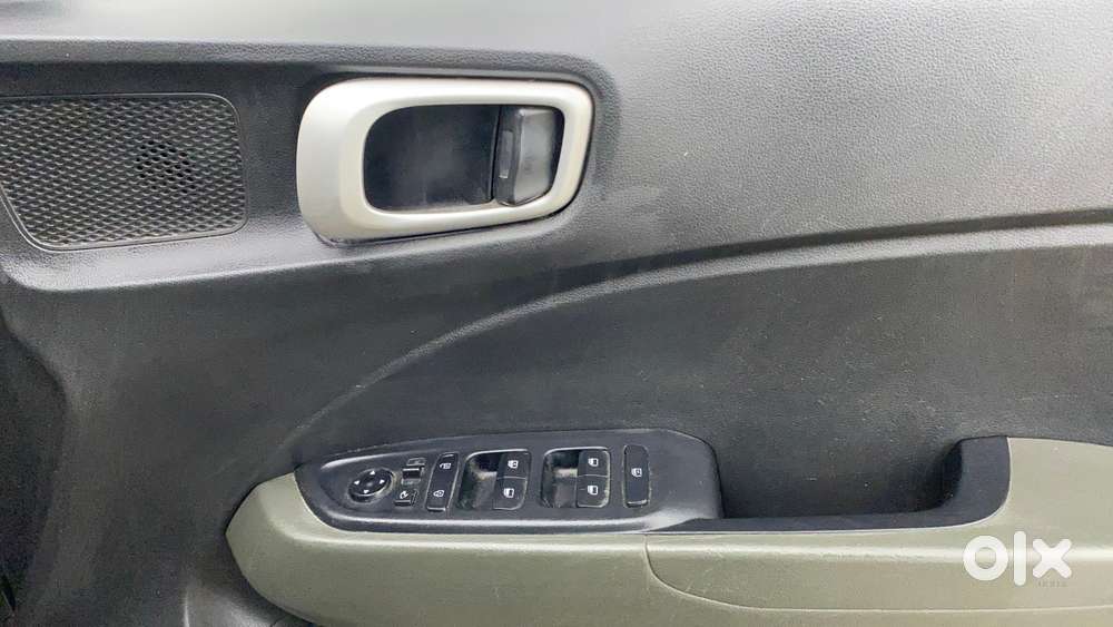 Hyundai Venue Sx Plus Turbo Dct, 2019, Petrol