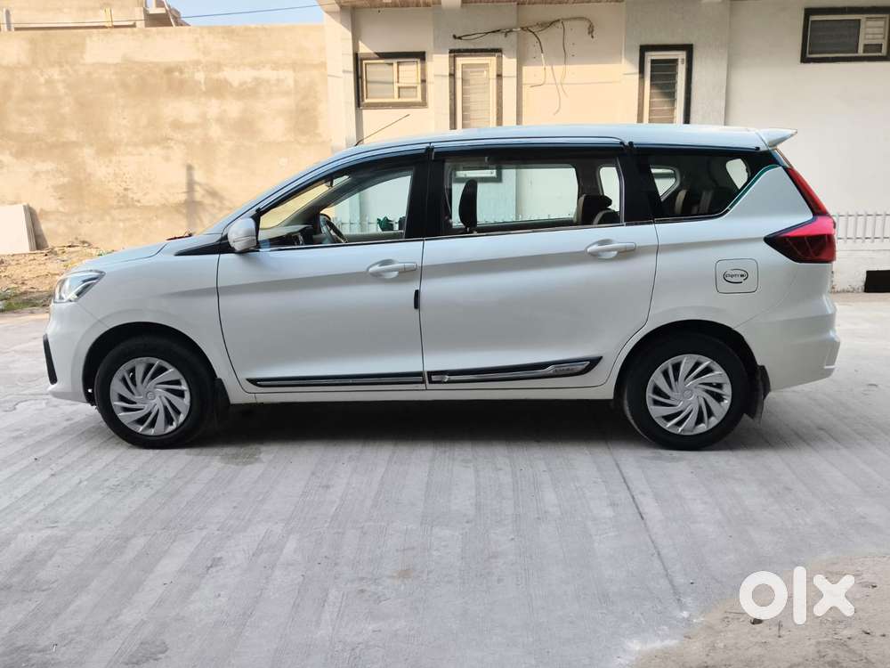 Maruti Suzuki Ertiga Vxi (o) Cng, 2025, Cng & Hybrids