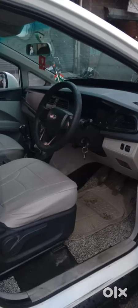 Mahindra Marazzo Plus 2020