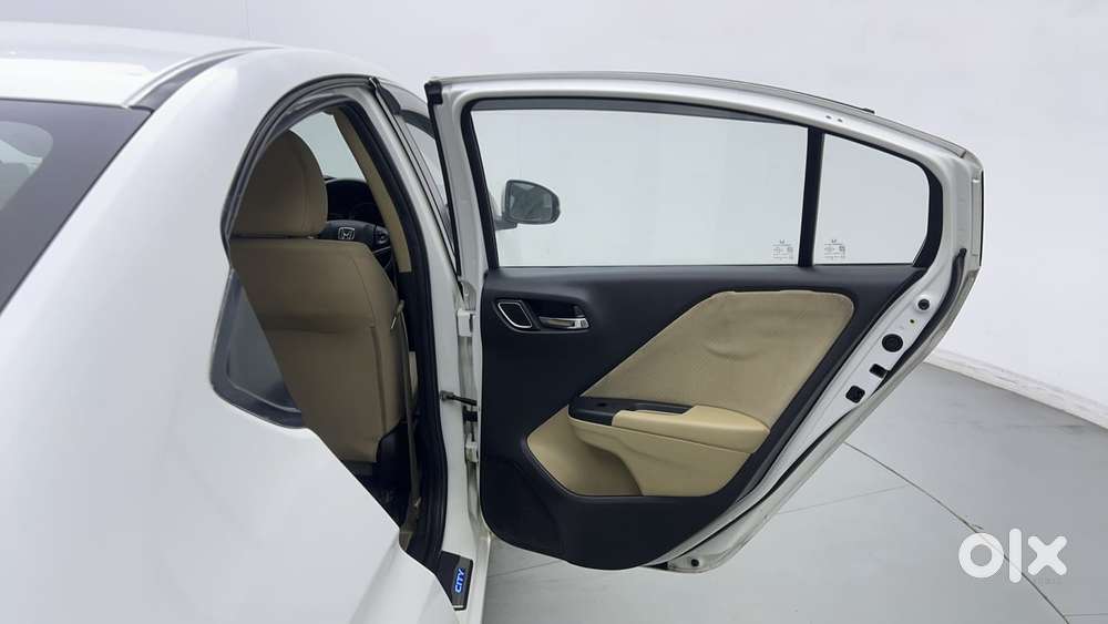 Honda City I-vtec V, 2018, Petrol