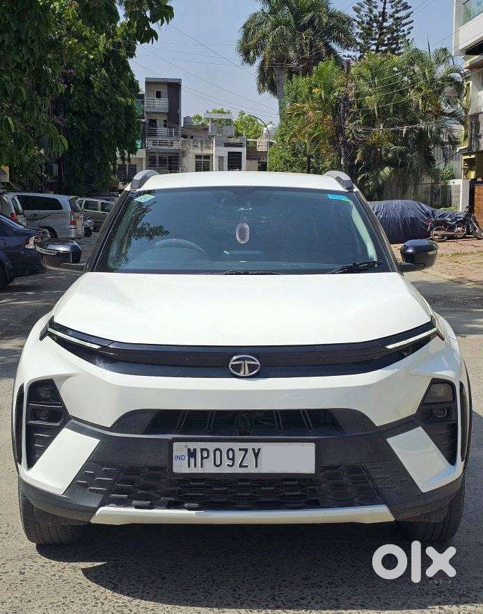 Tata Nexon Creative Plus 1.2 Revotron Petrol 6 Mt, 2023, Cng & Hybri..
