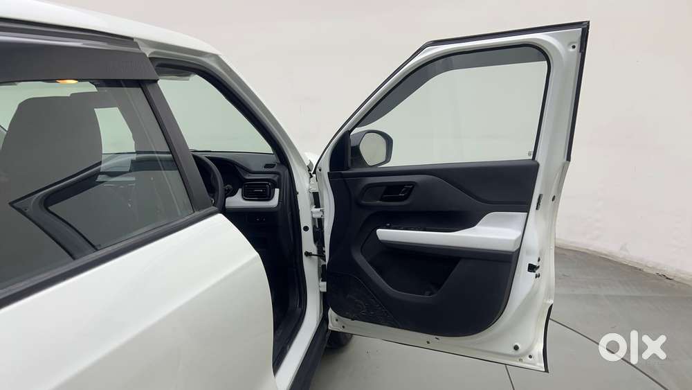 Tata Punch Pure, 2025, Petrol