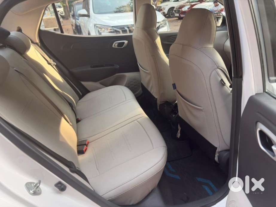 Hyundai Aura 1.2 Sx Cng, 2023, Cng & Hybrids