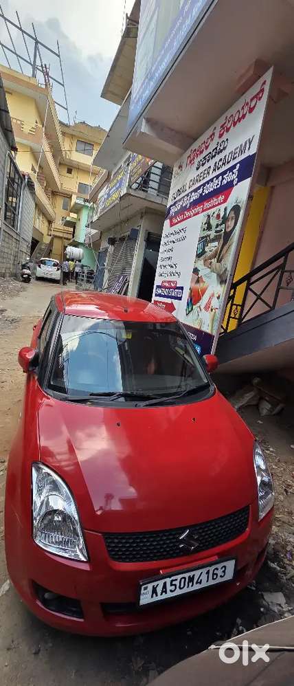 Maruti Suzuki Swift 2010