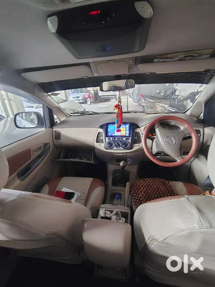Toyota Innova 2.5 G 2008