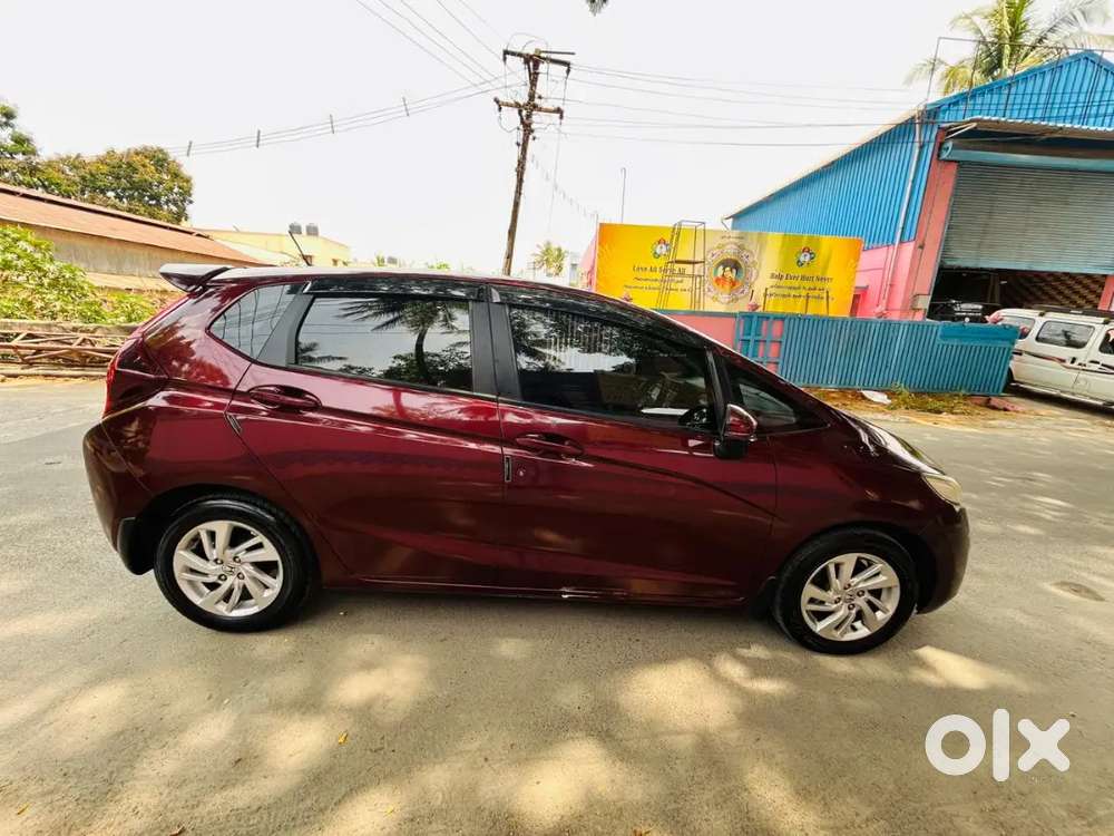 Honda Jazz 2016 Petrol Well Maintained