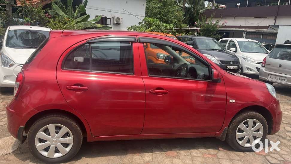 Nissan Micra Active Xv, 2016, Petrol