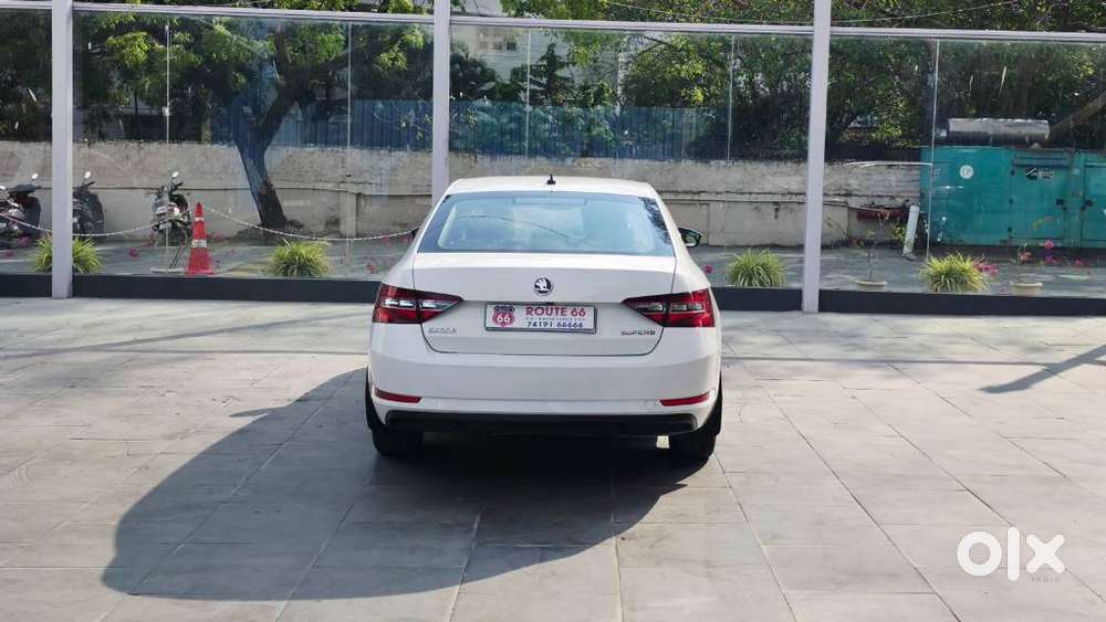 Skoda Superb Lk 1.8 Tsi At, 2016, Petrol