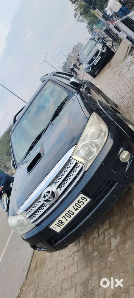 Toyota Fortuner, 2010