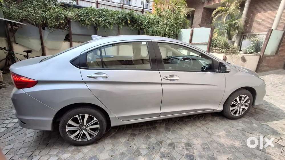 Honda City V Cvt (2019)