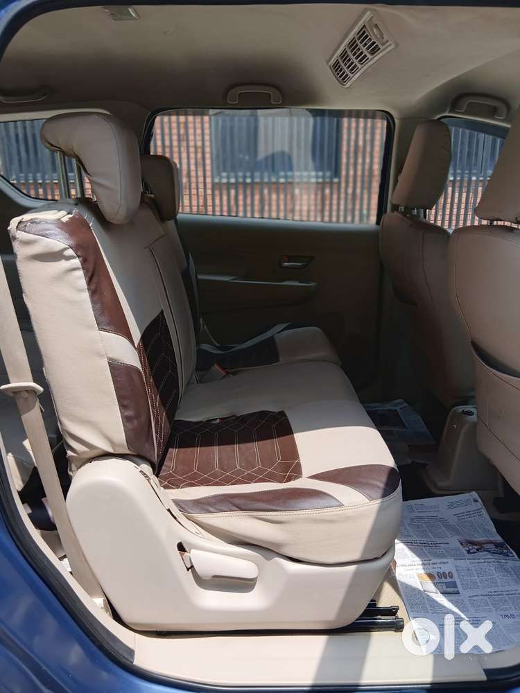 Maruti Suzuki Ertiga 2022-2023 Vxi Cng, 2022, Cng & Hybrids