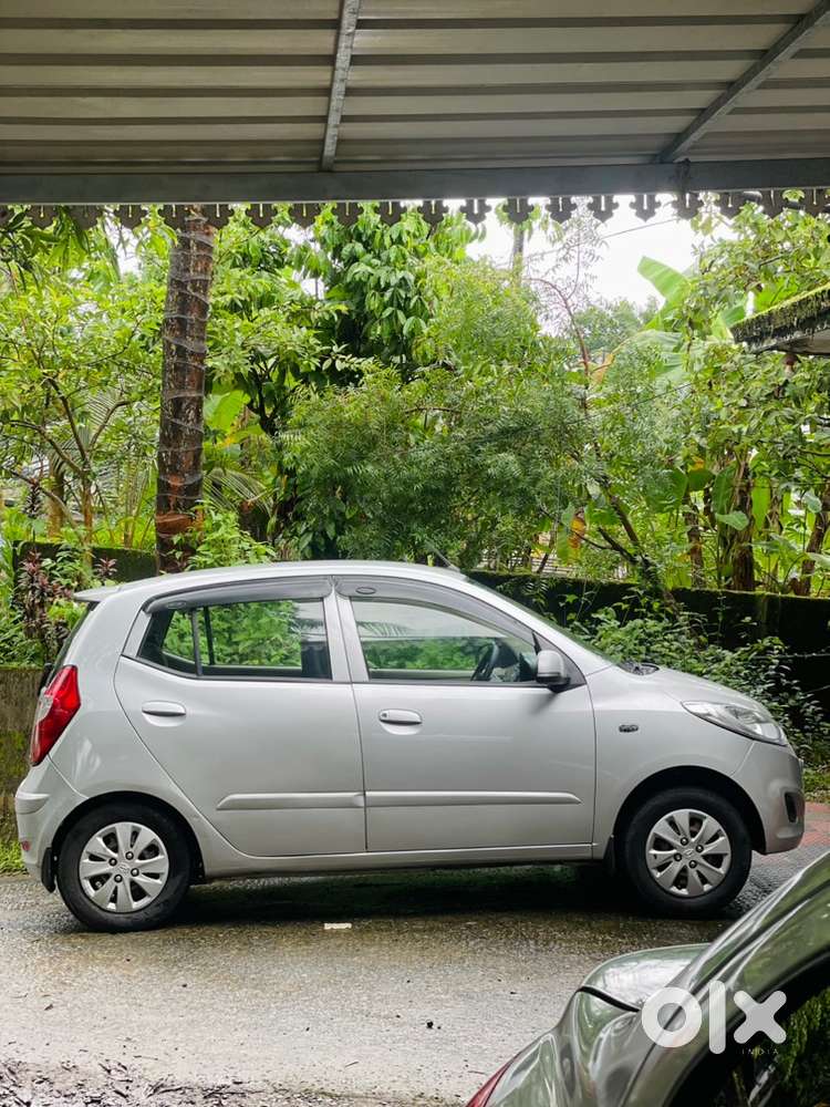 Hyundai I10 Petrol Sportz 2011 New Pepar 2031 Single Owner