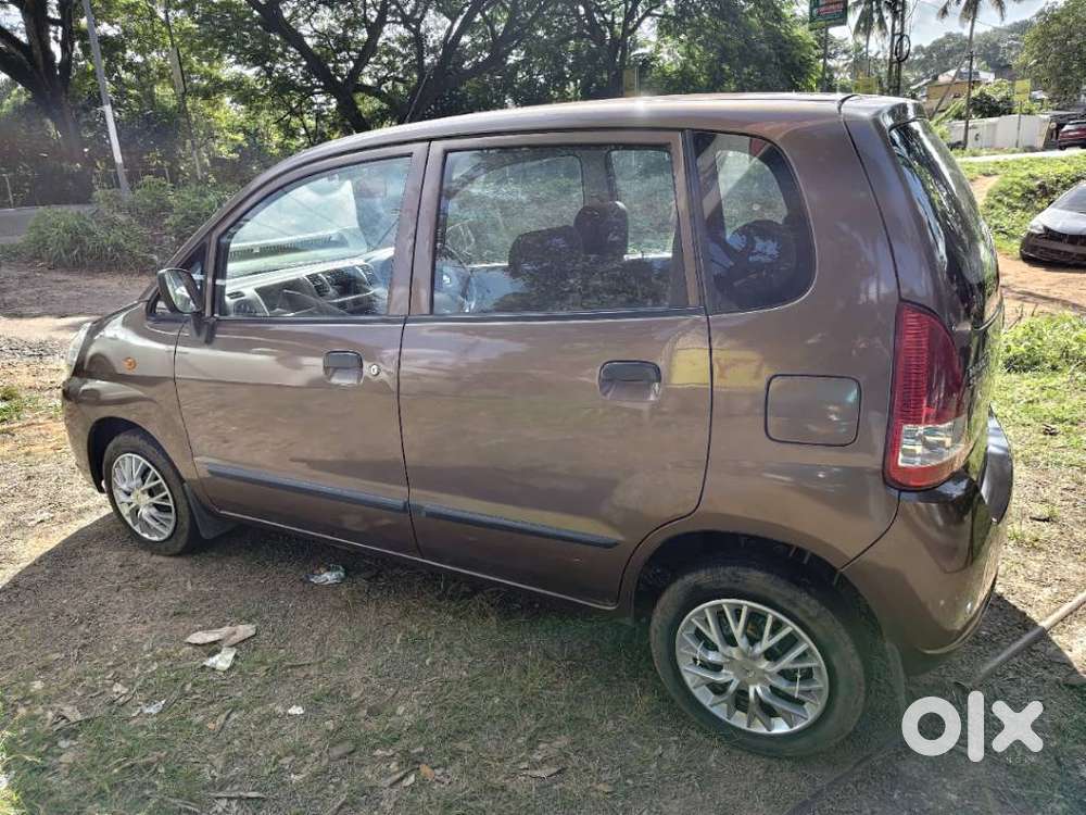 Maruti Suzuki Zen Estilo Lxi Bs Iv, 2010, Petrol