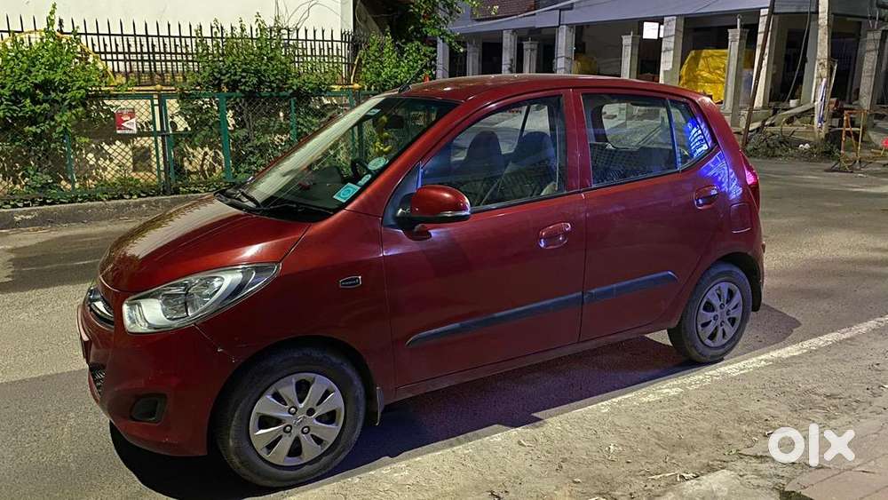 Hyundai Petrol Manual 2012