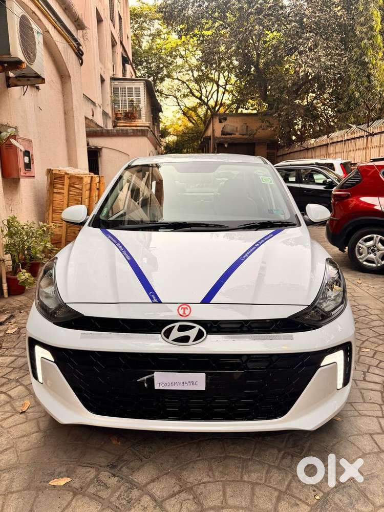 Hyundai Aura, 2025, Cng & Hybrids