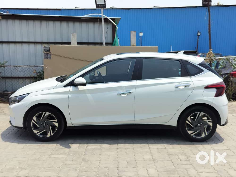 Hyundai I20 Asta (o) 1.2 Ivt, 2022, Petrol