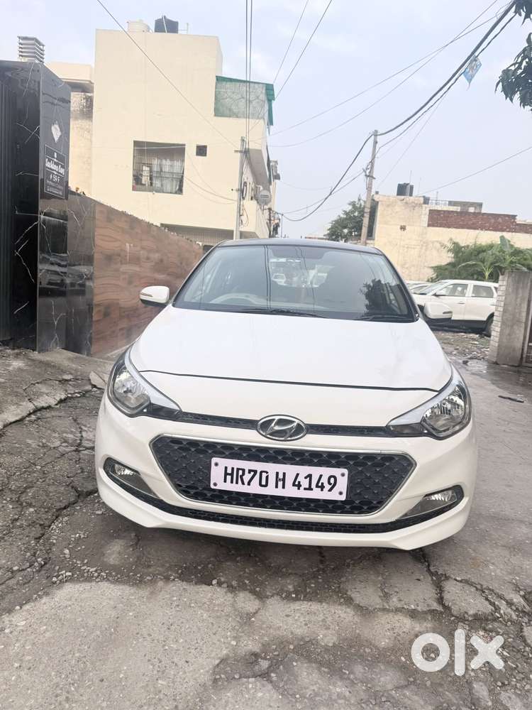 Hyundai Elite I20 Sportz (o) 1.4, 2016, Petrol