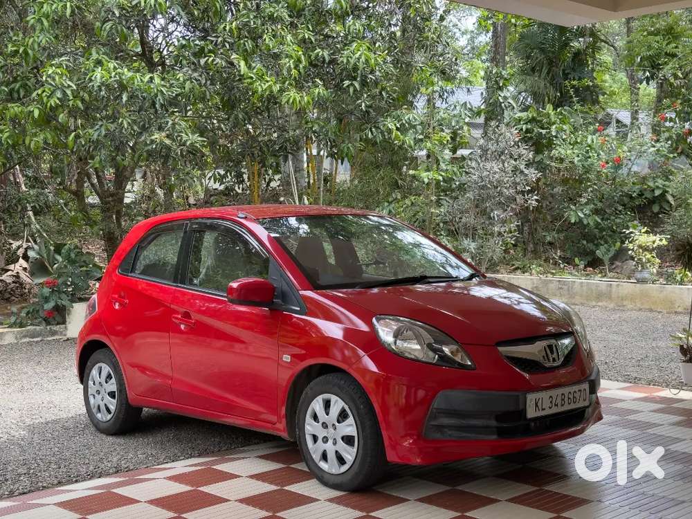 Honda Brio 2012 Petrol Well Maintained