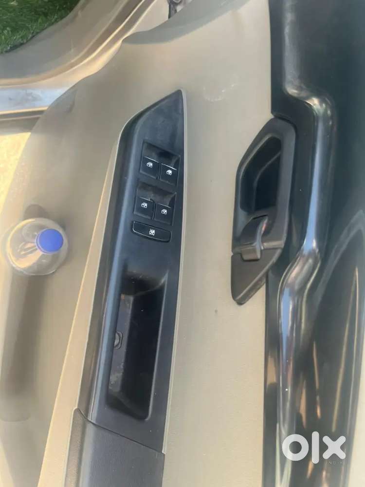 Mahindra Kuv100 Nxt 2016 Petrol Good Condition