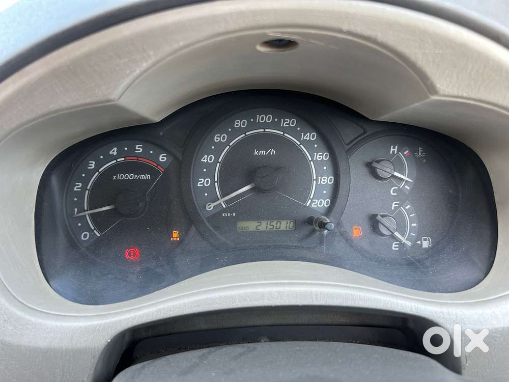 Toyota Innova 2.5 G (diesel) 8 Seater, 2011, Diesel