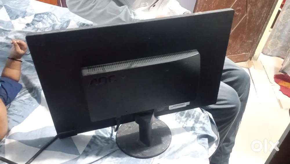 AOC monitor good condition
