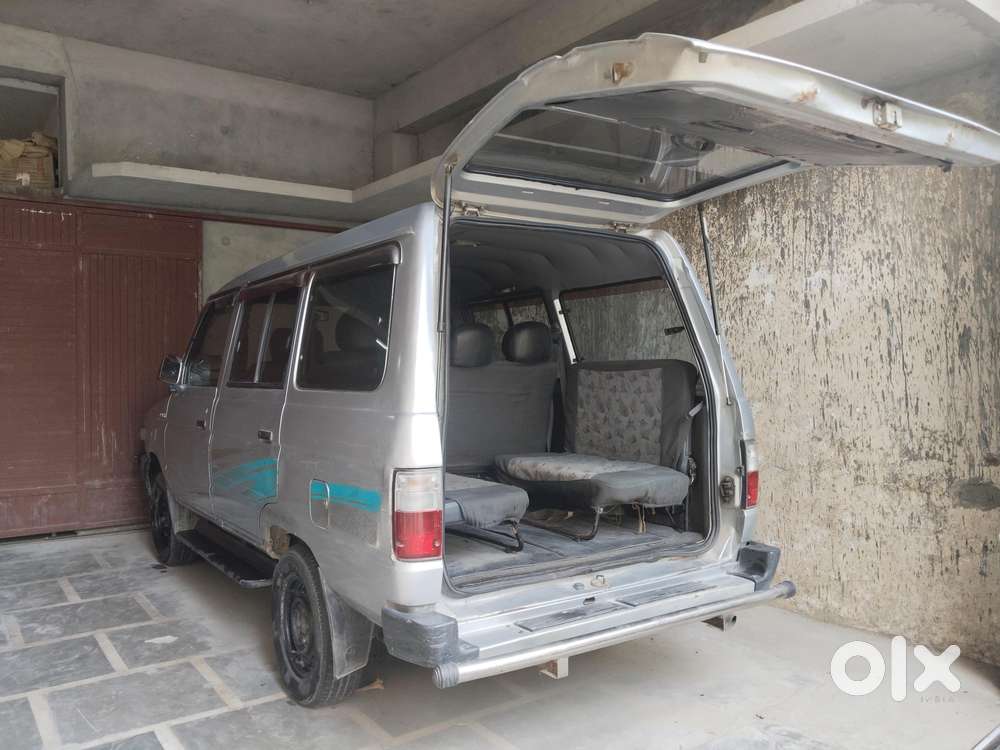 Toyota Qualis Gs 10-seater Diesel  2002  Single Owner  Well Maintai