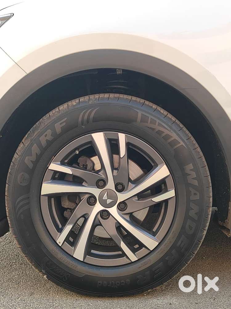 Mahindra Xuv700 2.2 Ax 5 Diesel Mt 7 Str, 2022, Diesel