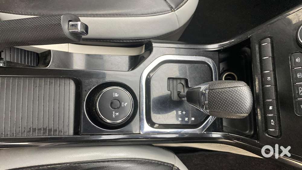 Tata Nexon 1.5 Revotorq Xza Plus Premium, 2022, Cng & Hybrids