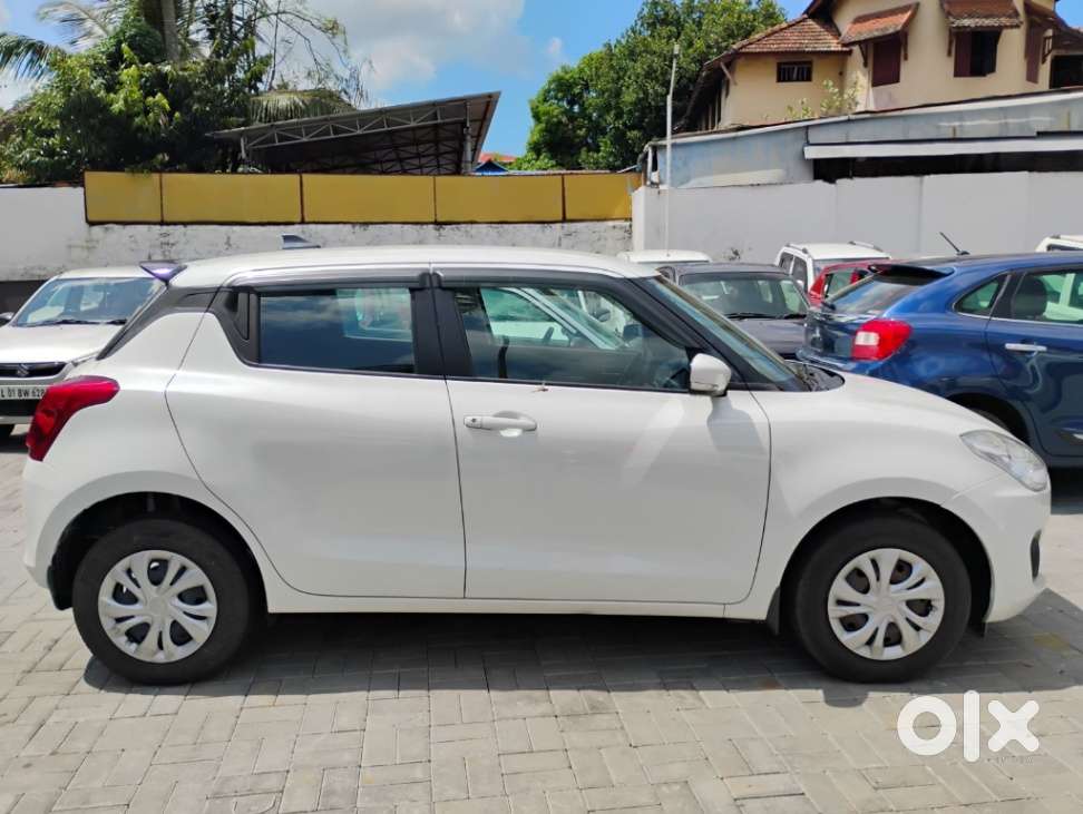 Maruti Suzuki Swift Amt Vxi, 2022, Petrol
