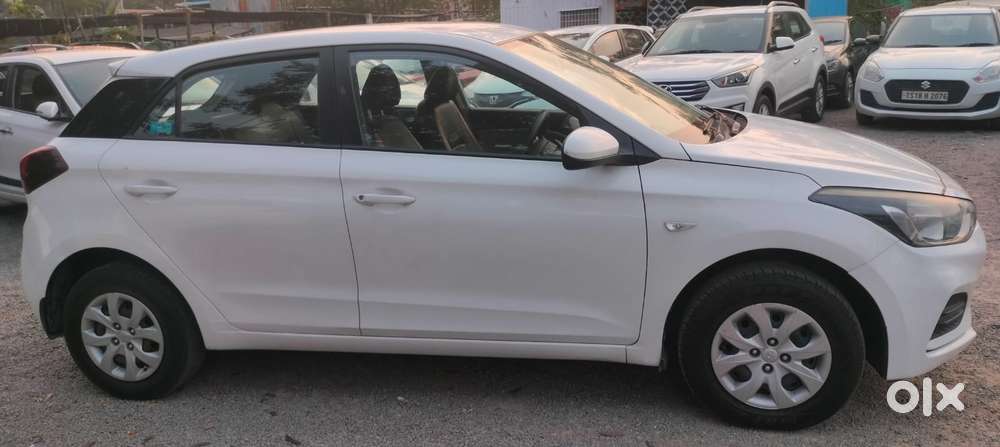 Hyundai I20 1.4 Magna At, 2018, Petrol